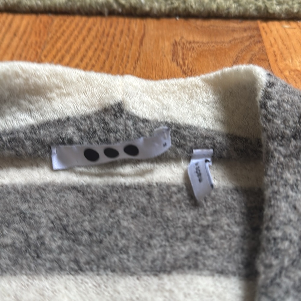 Three Dots wool blend grey and white stripe open cardigan size medium - Picture 3 of 5
